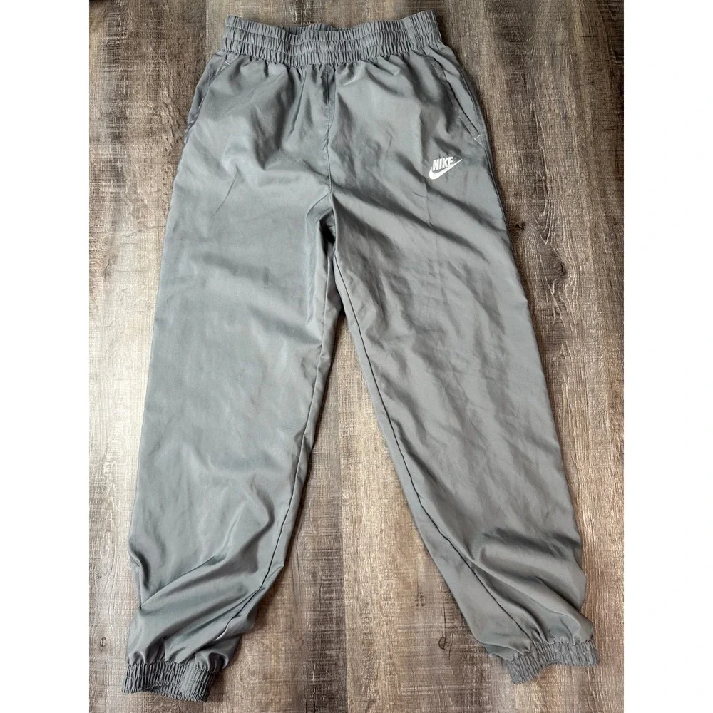Nike Kids Sportswear Club Woven Joggers Grey Mesh Lined Pants Size Large L
